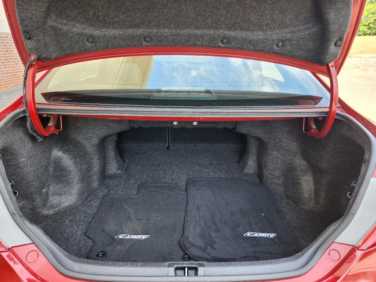 Toyota Camry XLE V6 2014