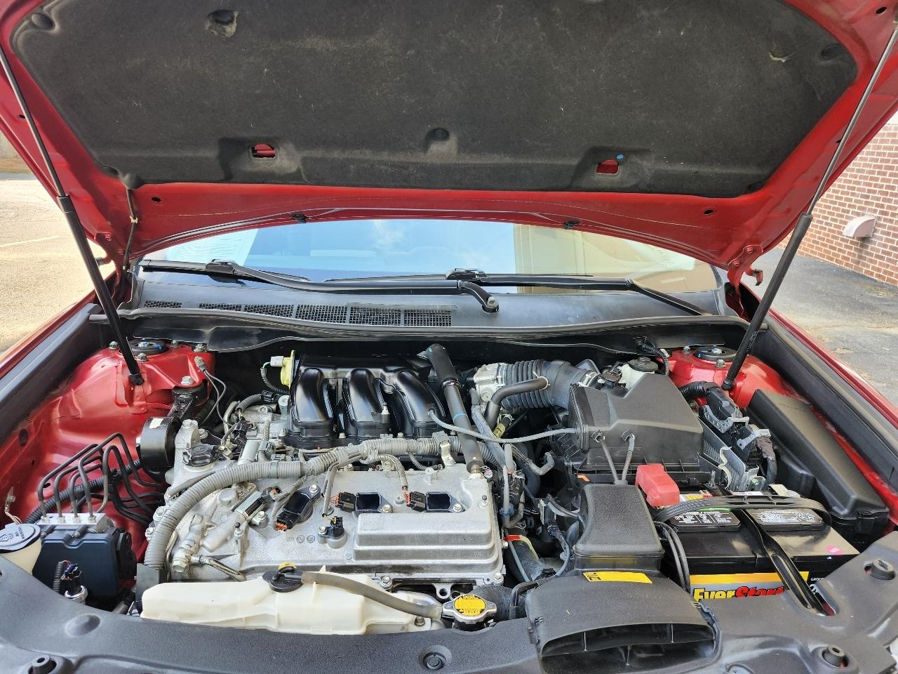 Toyota Camry XLE V6 2014