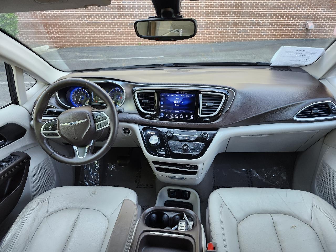 Chrysler Pacifica Touring-L 2017