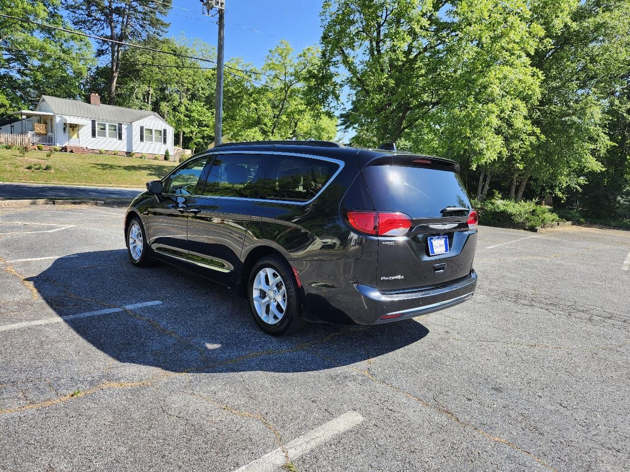 Chrysler Pacifica Touring-L 2017