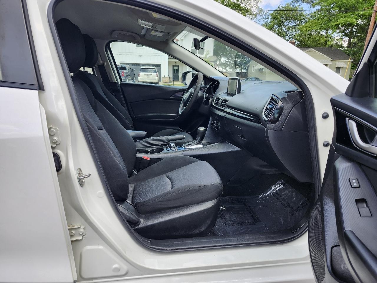 Mazda MAZDA3 i Sport AT 4-Door 2016