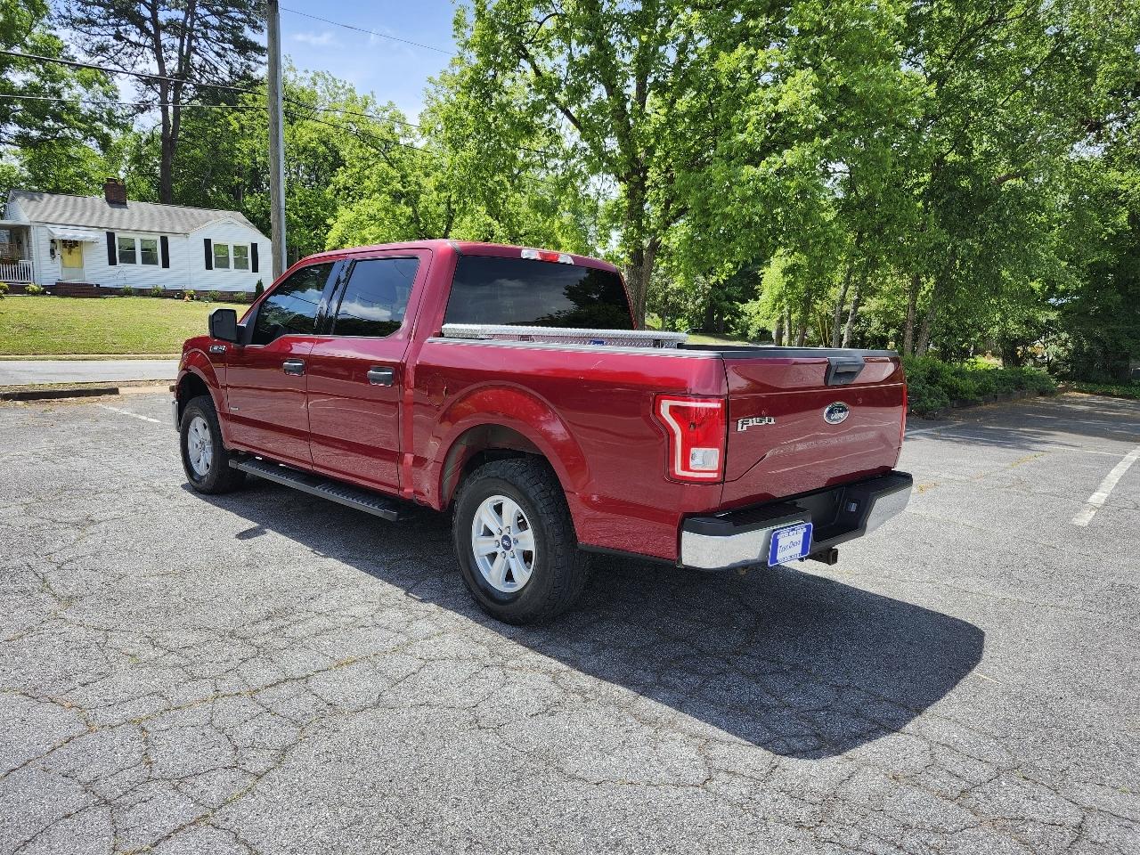 Ford F-150 XLT SuperCrew 5.5-ft. Bed 2WD 2016
