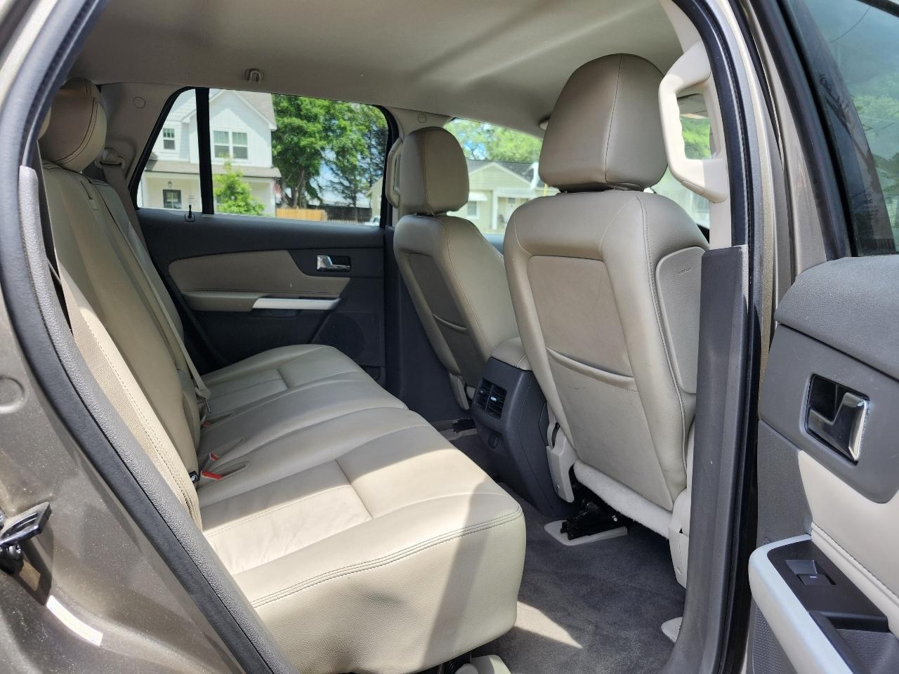 Ford Edge SEL FWD 2013