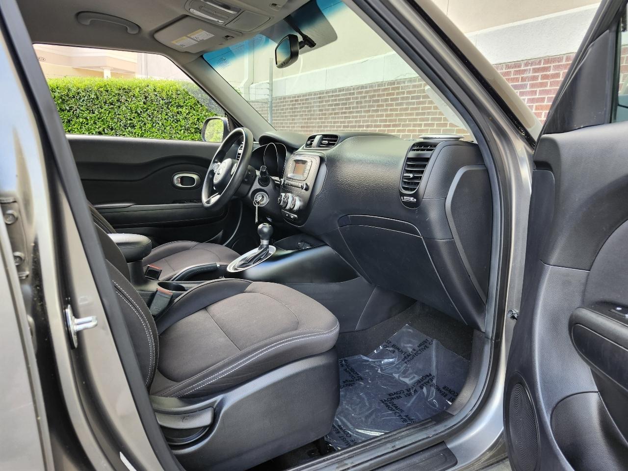 Kia Soul Base 6A 2016
