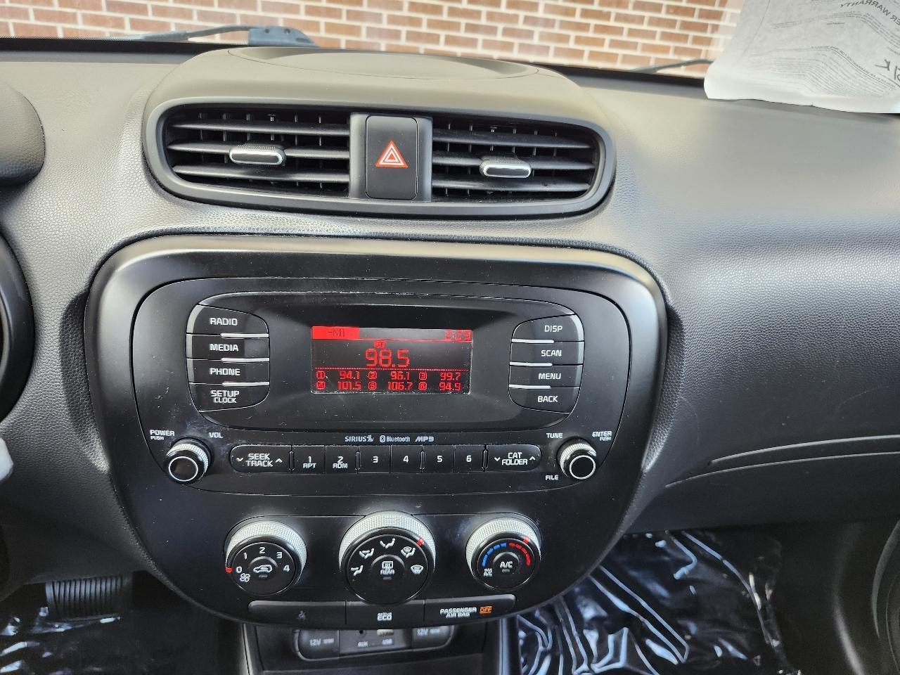 Kia Soul Base 6A 2016