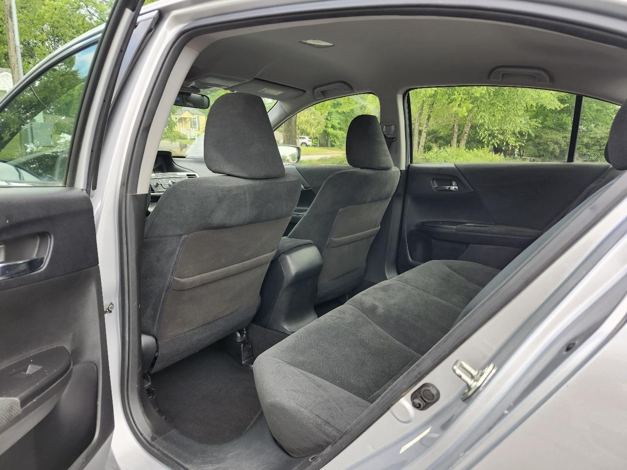 Honda Accord LX Sedan CVT 2013