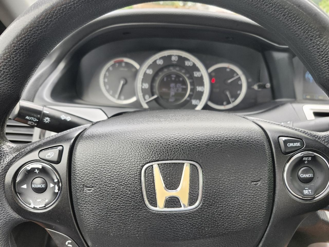 Honda Accord LX Sedan CVT 2013