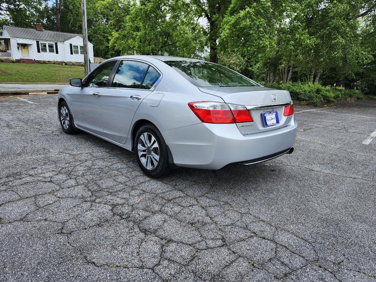 Honda Accord LX Sedan CVT 2013