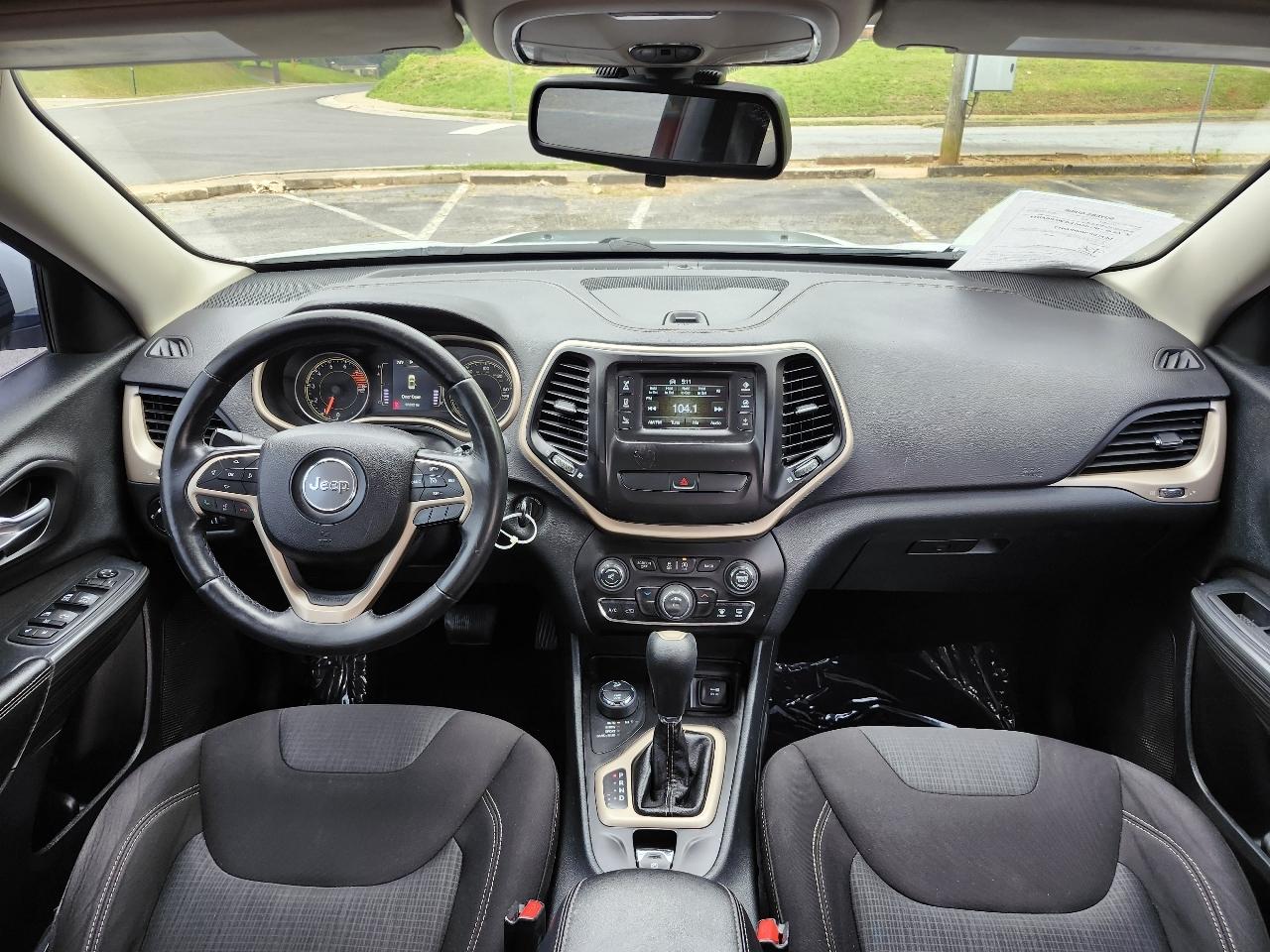 Jeep Cherokee Latitude 4WD 2016