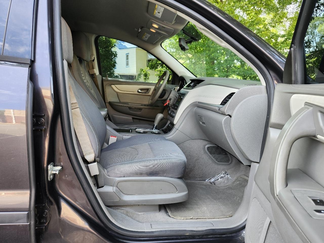 Chevrolet Traverse LS FWD 2015