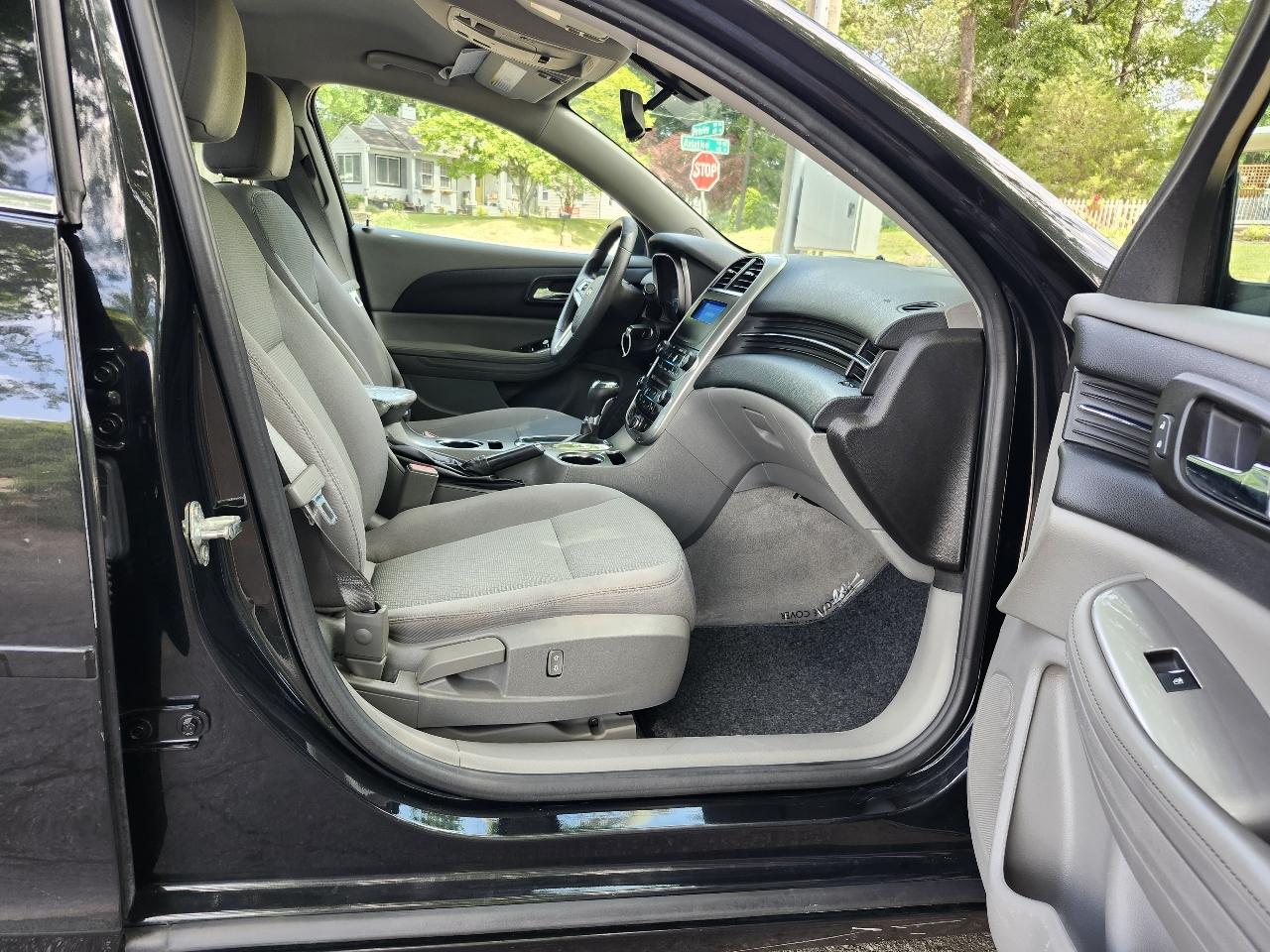 Chevrolet Malibu LS 2014