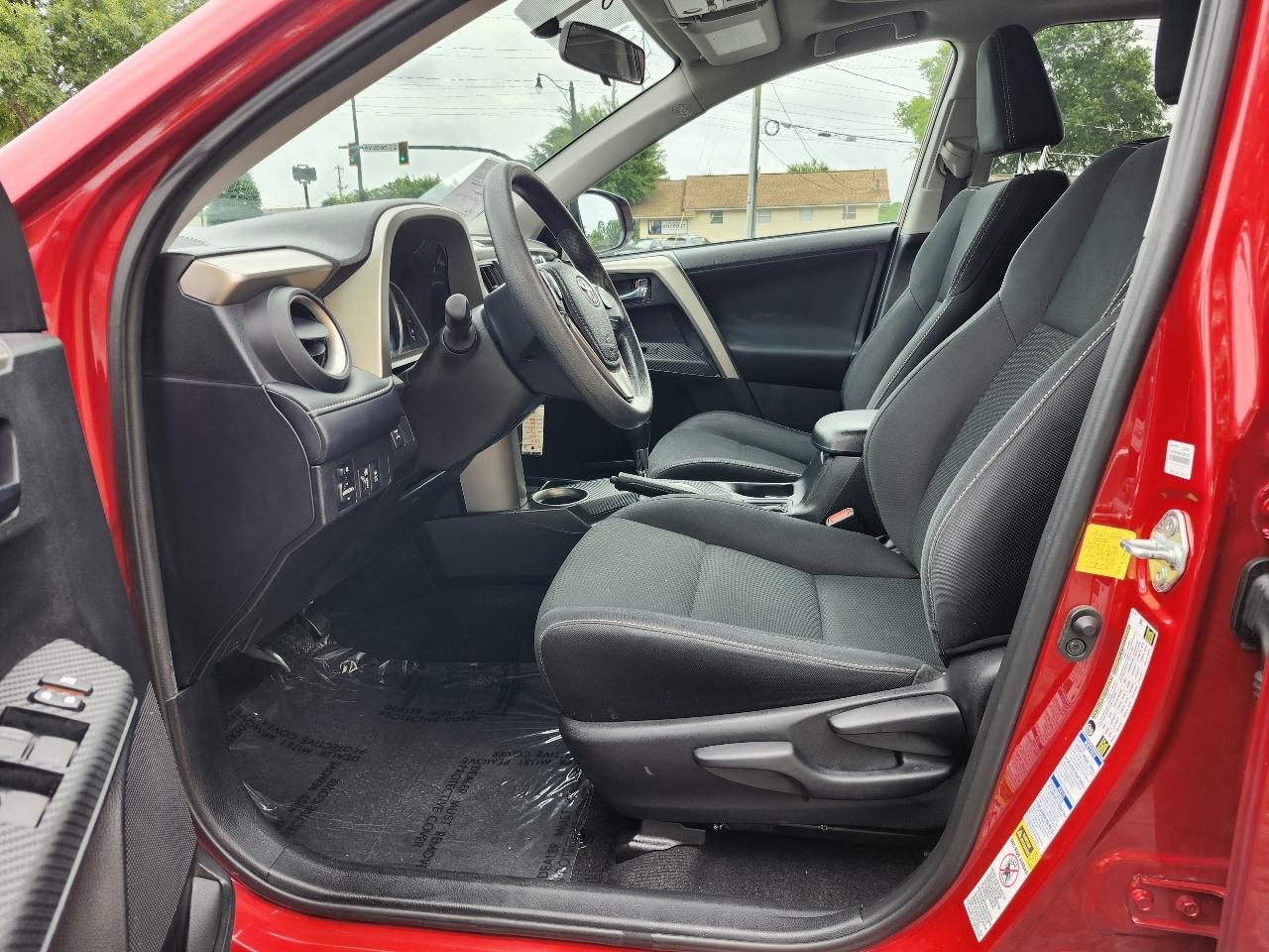 Toyota RAV4 XLE AWD 2014