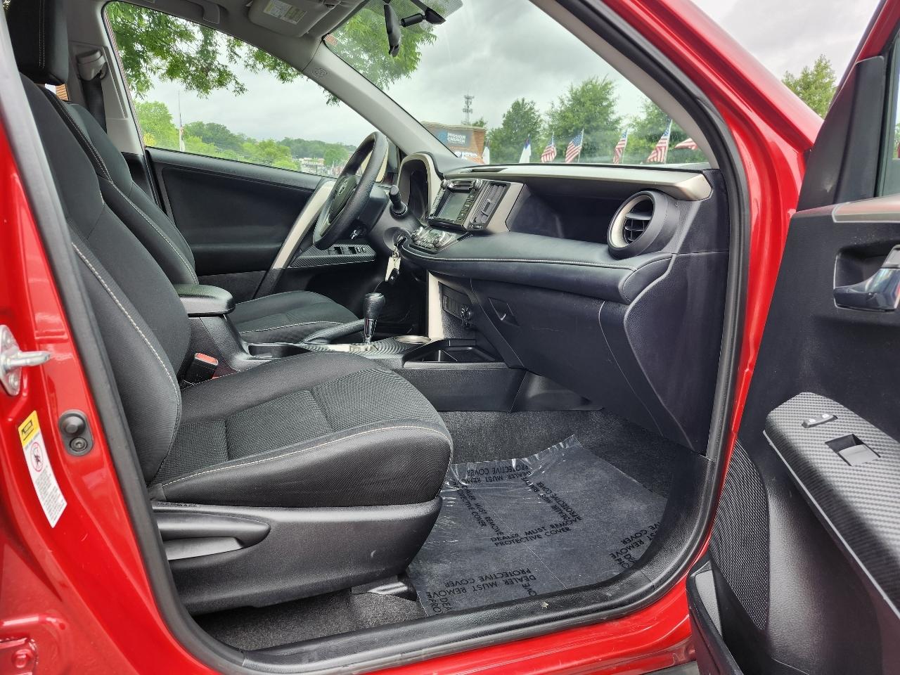 Toyota RAV4 XLE AWD 2014