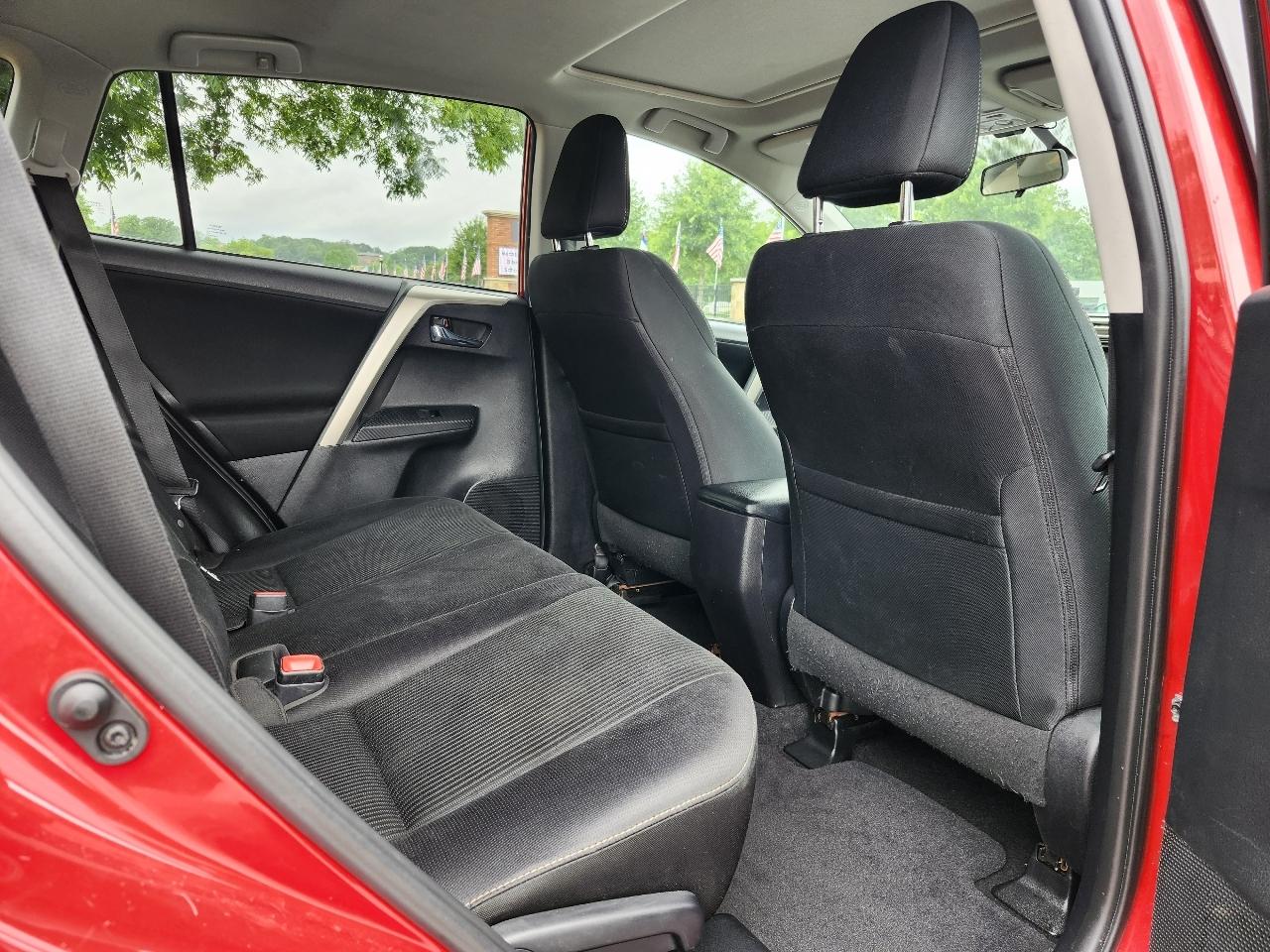 Toyota RAV4 XLE AWD 2014