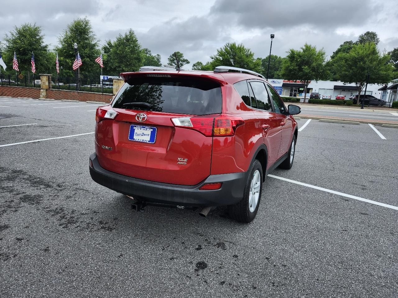 Toyota RAV4 XLE AWD 2014