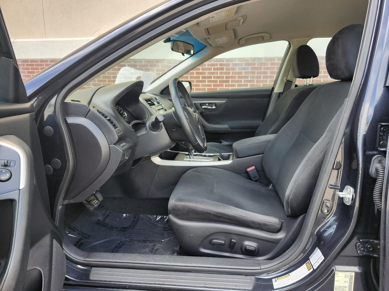 Nissan Altima 2.5 SV 2015