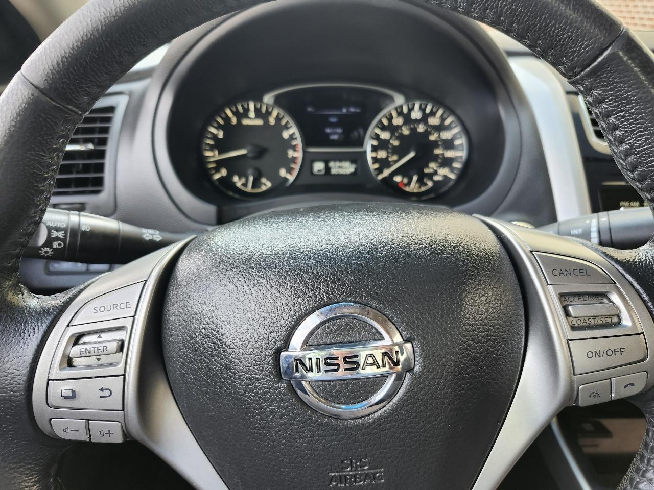 Nissan Altima 2.5 SV 2015