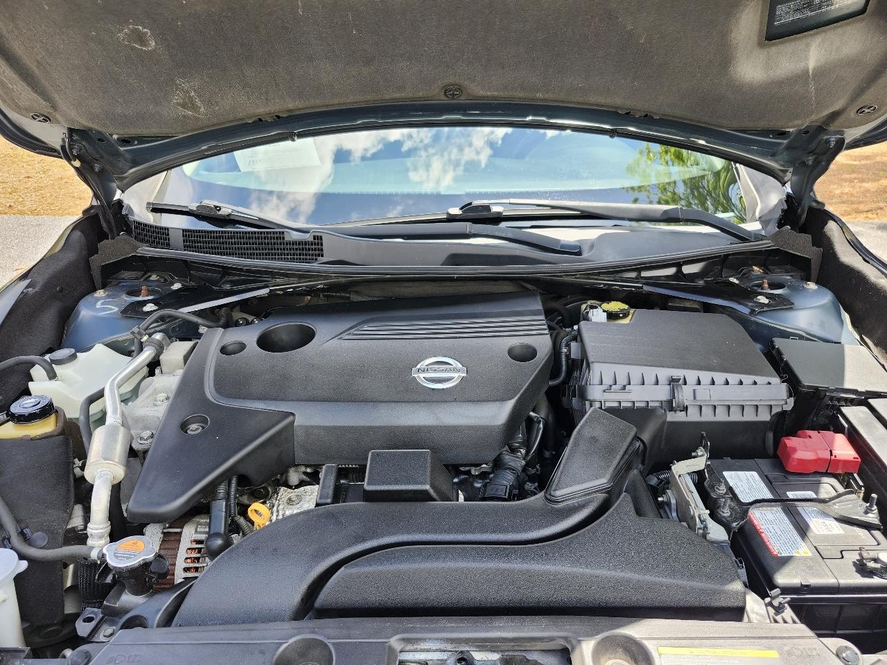Nissan Altima 2.5 SV 2015