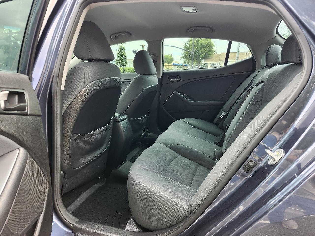 Kia Optima LX 2015