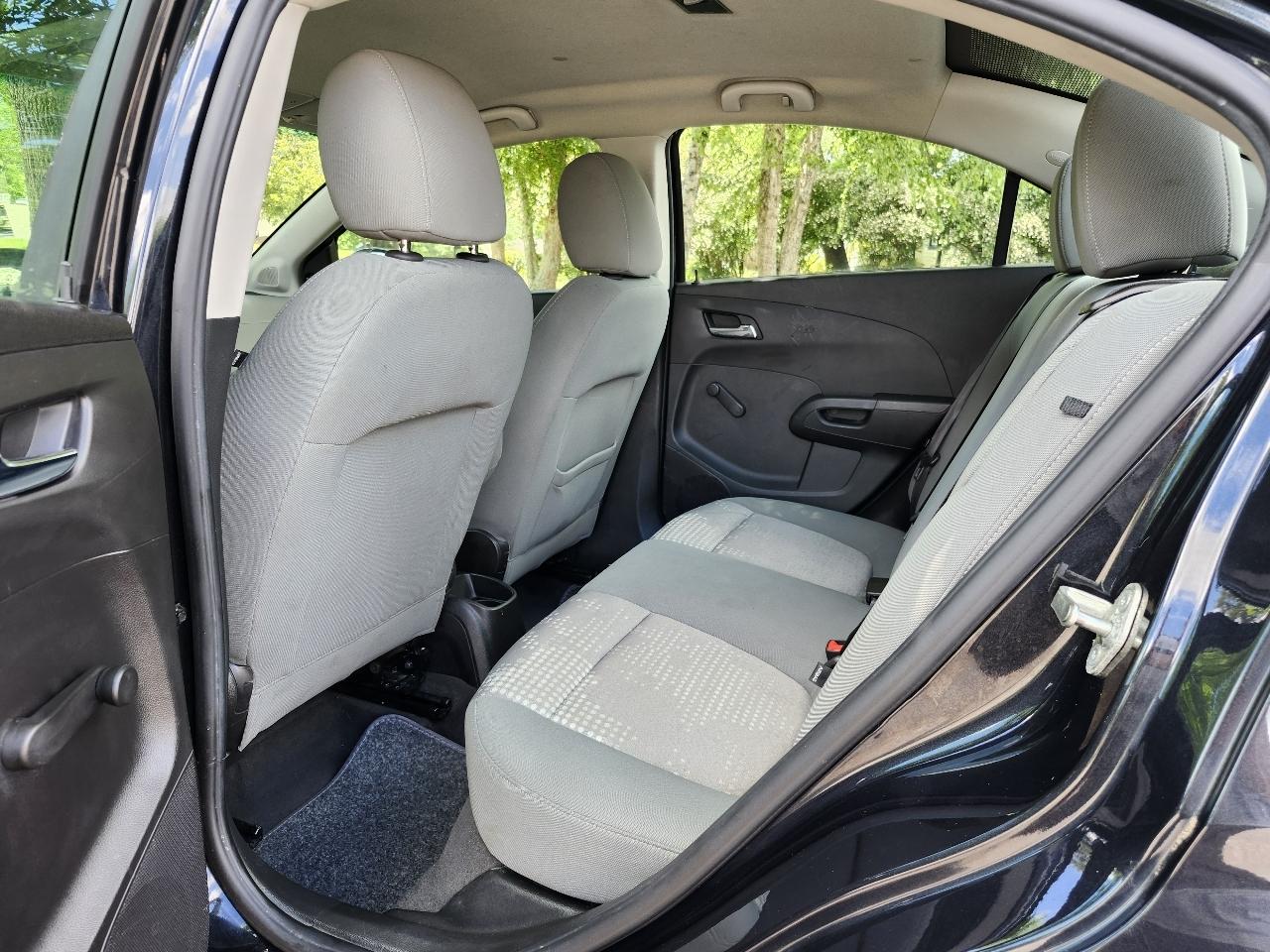 Chevrolet Sonic LS Auto Sedan 2014
