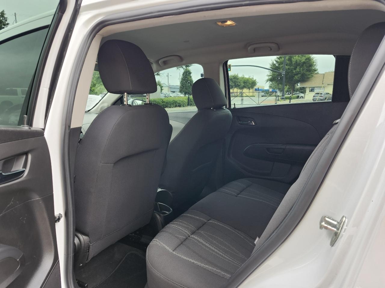 Chevrolet Sonic LT Auto 5-Door 2016