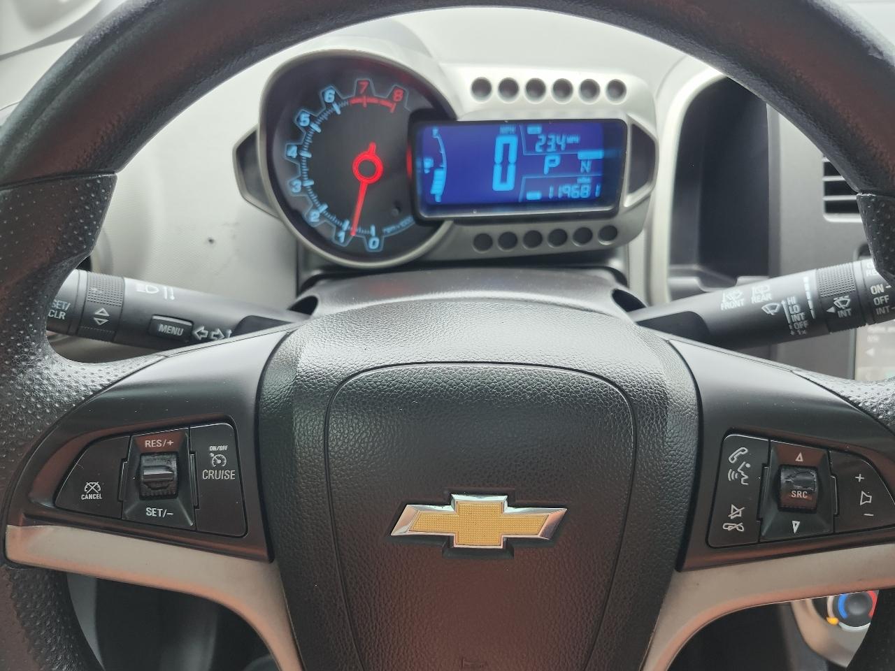 Chevrolet Sonic LT Auto 5-Door 2016