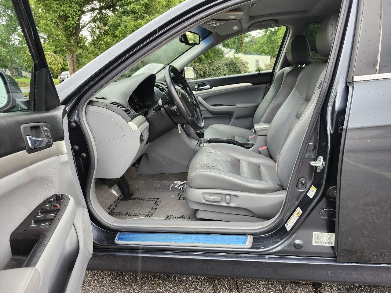 Acura TSX 5-speed AT with Navigation 2007