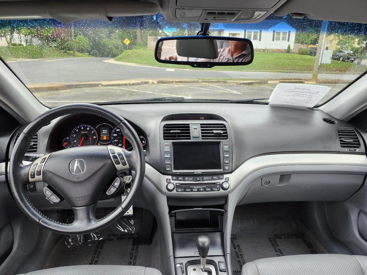 Acura TSX 5-speed AT with Navigation 2007