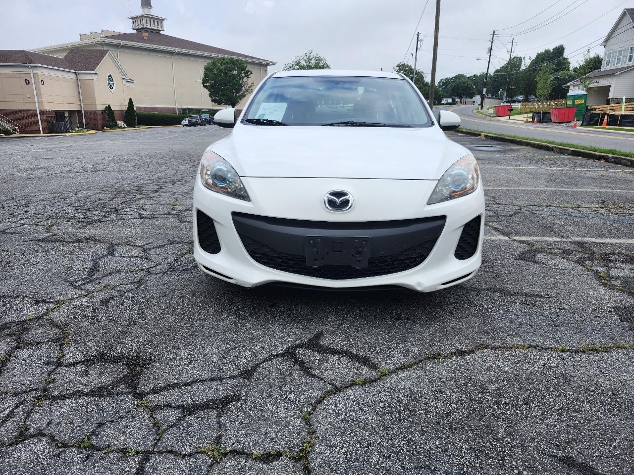Mazda MAZDA3 i Touring AT 4-Door 2013