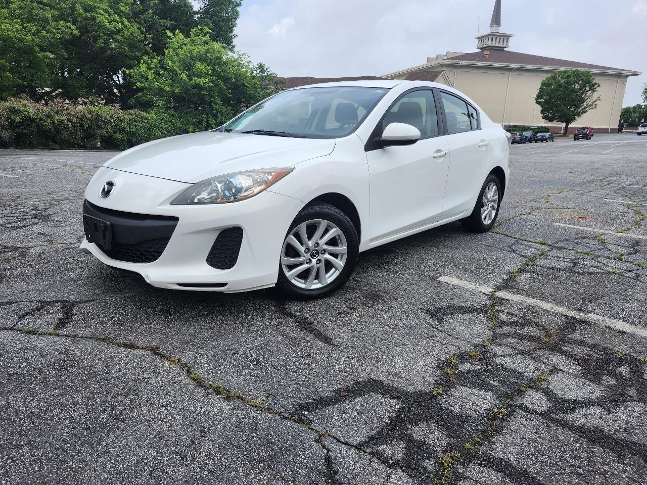 Mazda MAZDA3 i Touring AT 4-Door 2013
