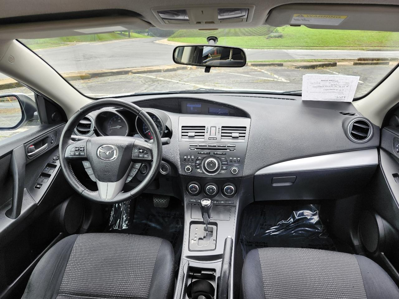 Mazda MAZDA3 i Touring AT 4-Door 2013