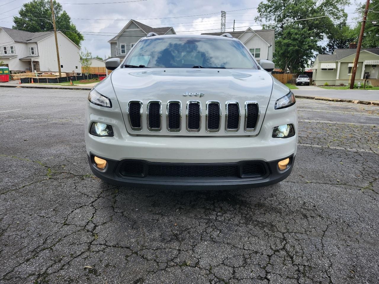 Jeep Cherokee Latitude FWD 2018