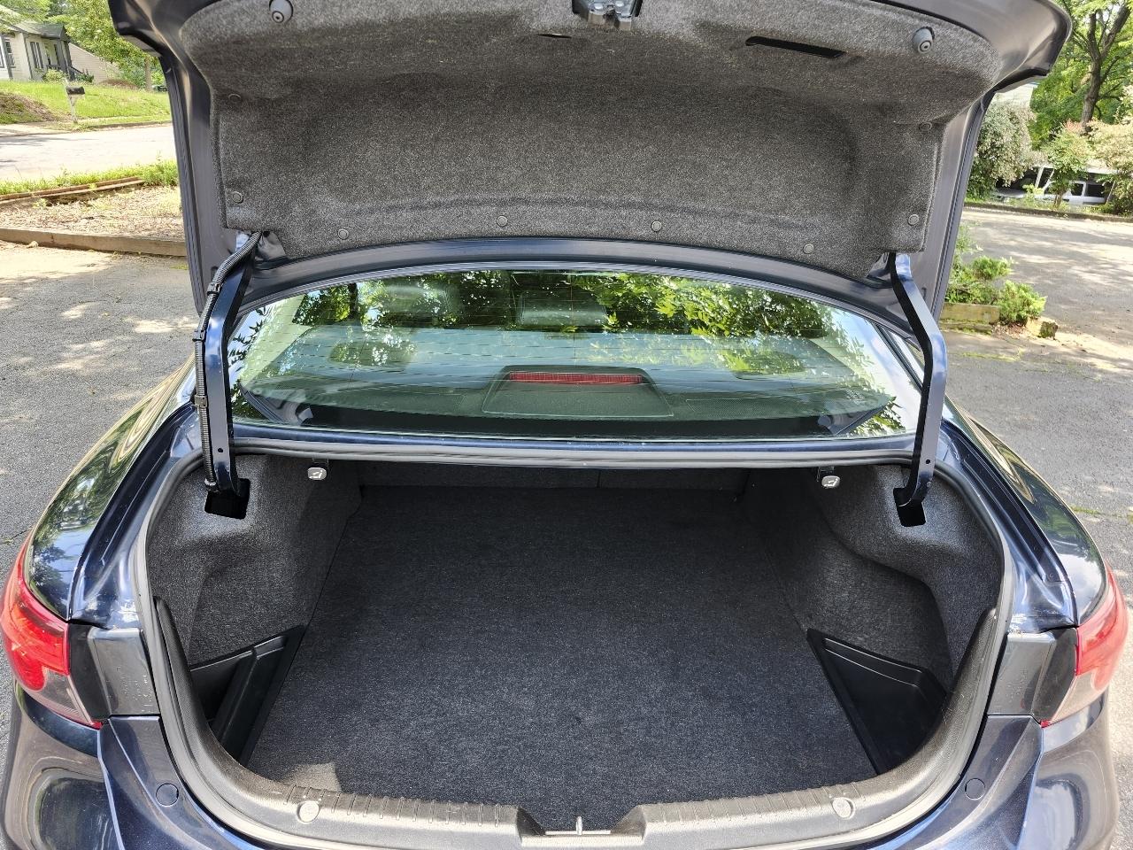 Mazda MAZDA6 i Grand Touring 2015