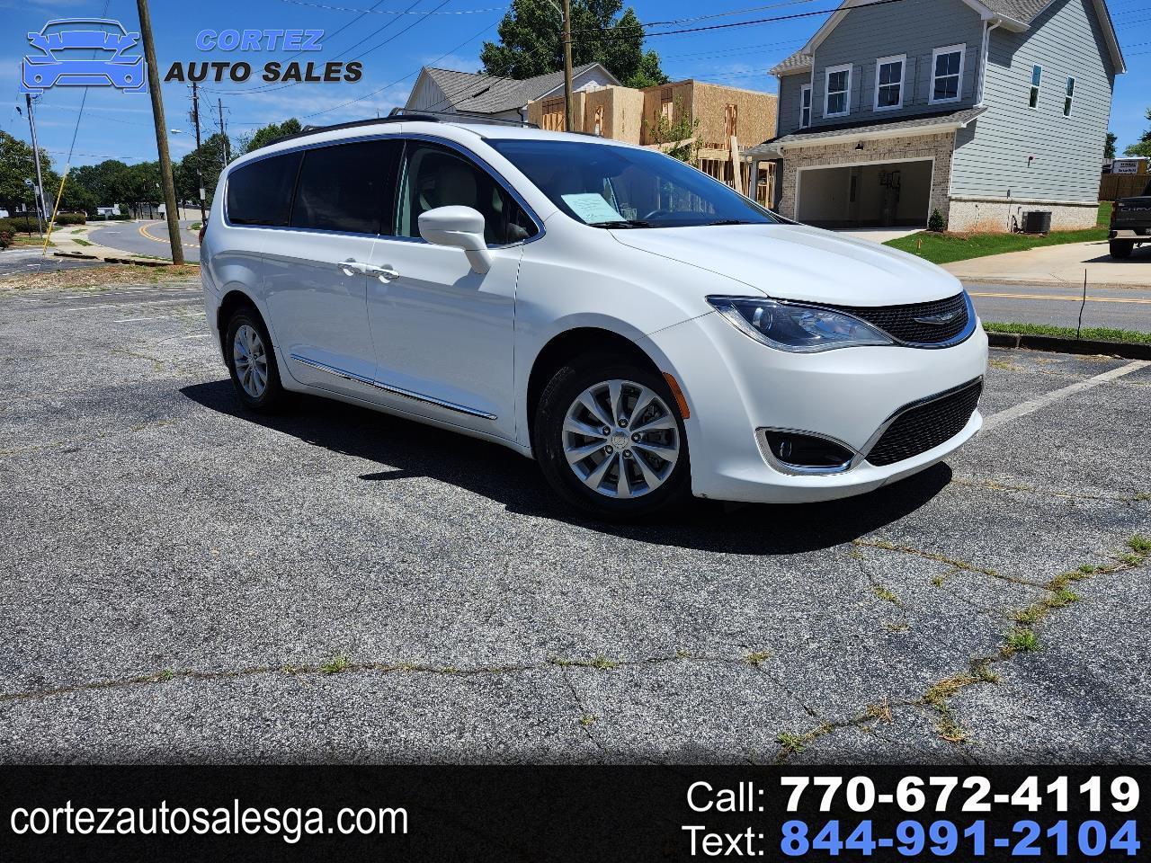 2017 Chrysler Pacifica Touring-L