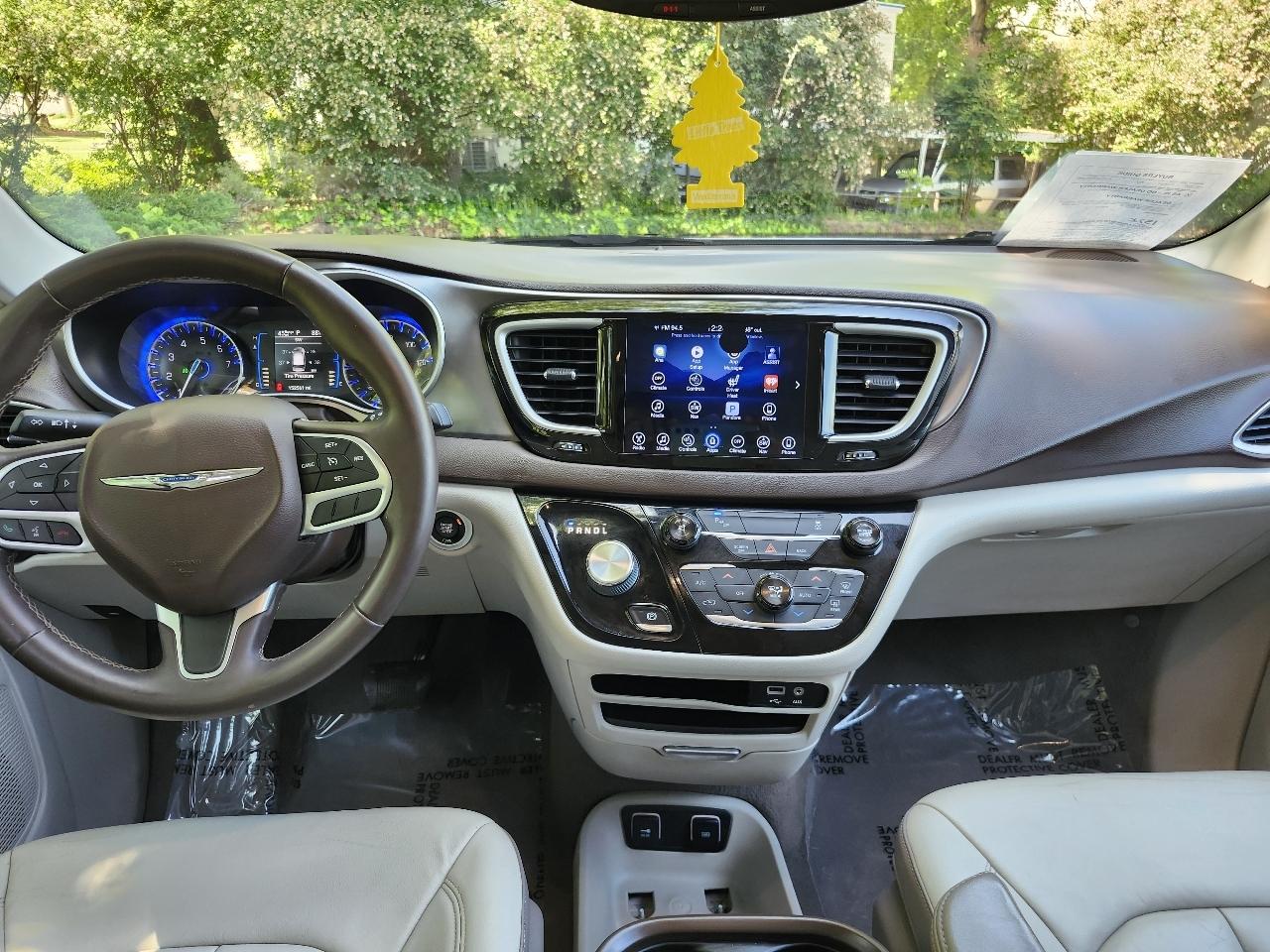 Chrysler Pacifica Touring-L 2017