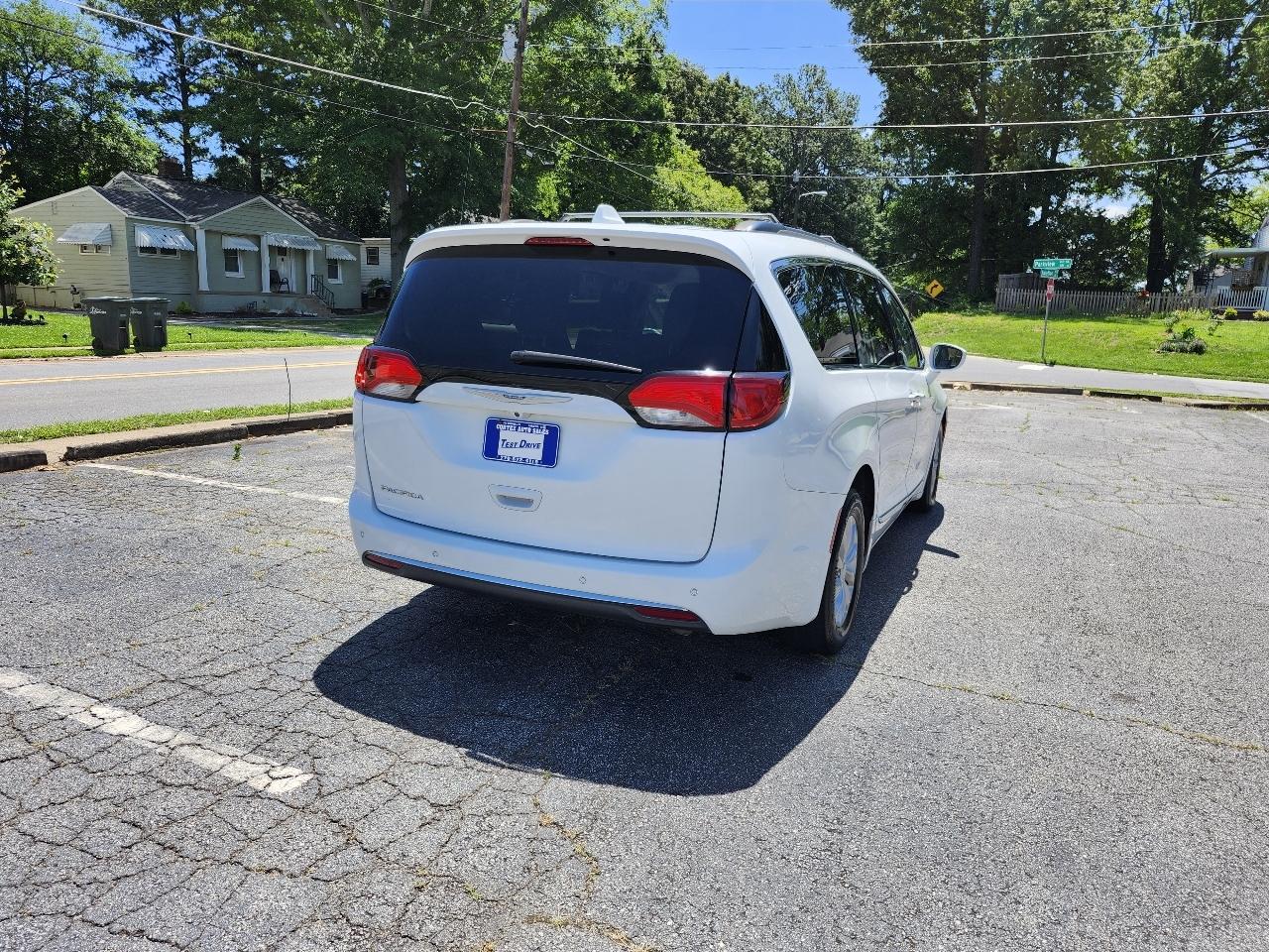 Chrysler Pacifica Touring-L 2017