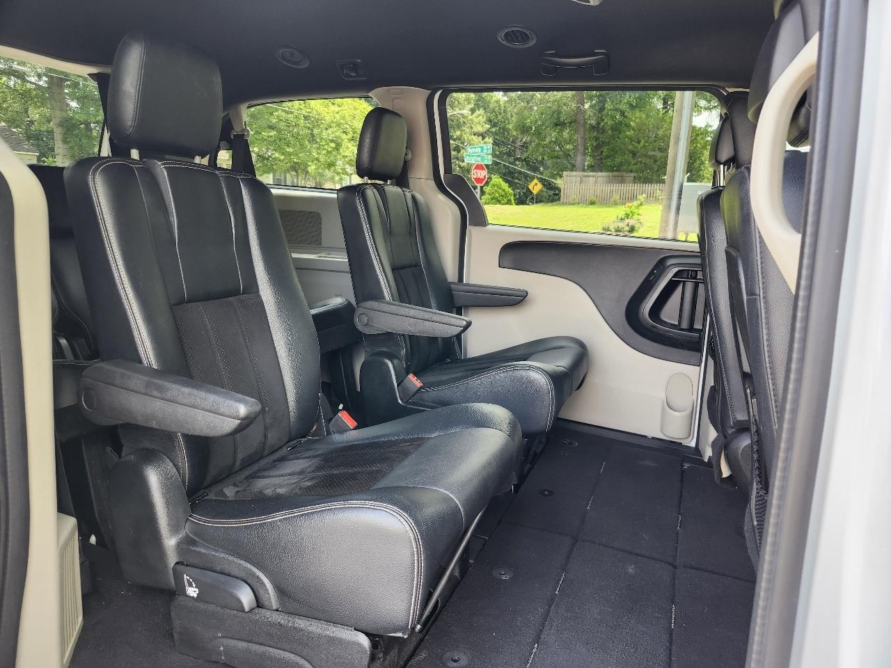Dodge Grand Caravan SXT 2017