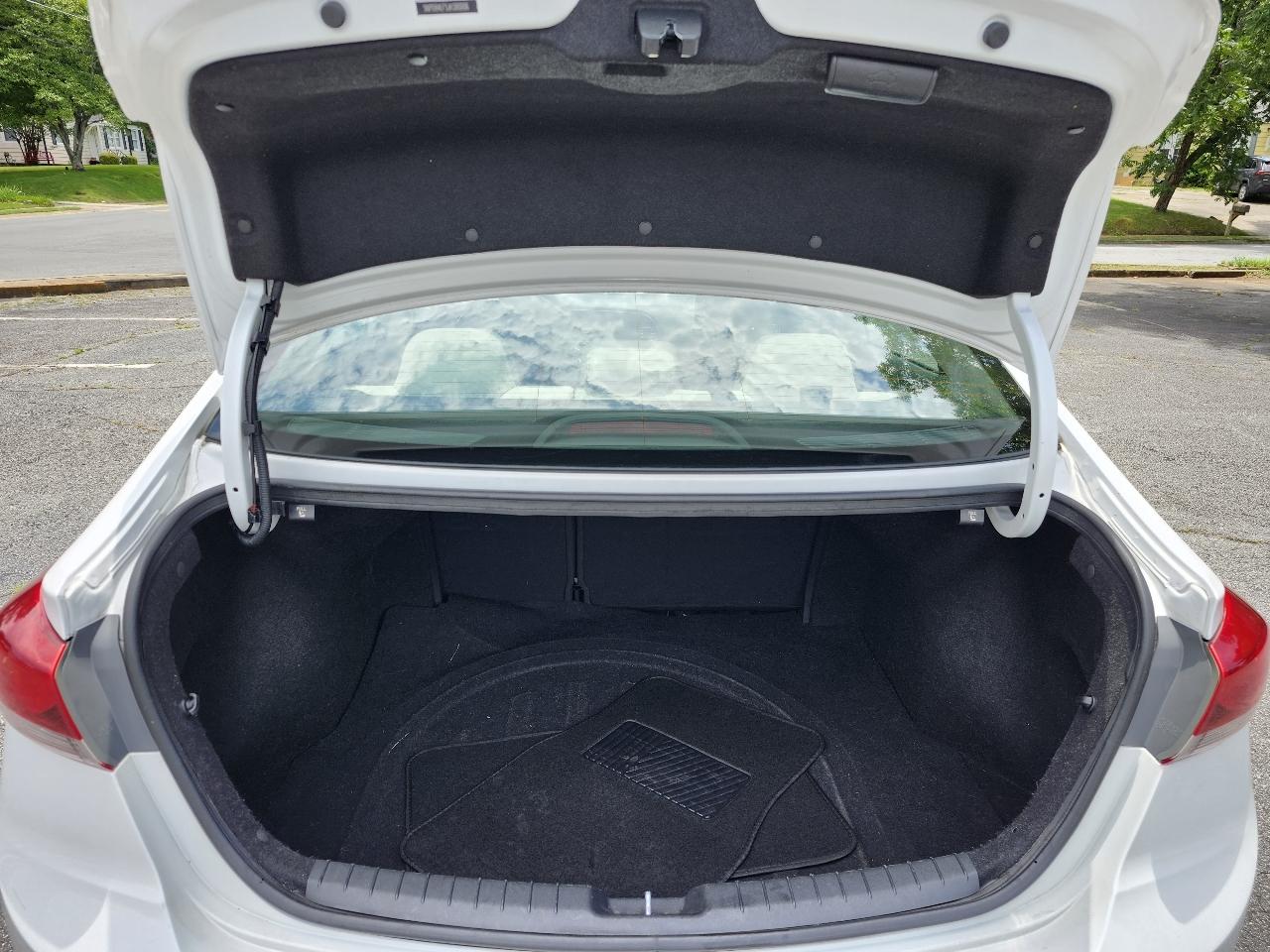 Hyundai Elantra Limited 2018