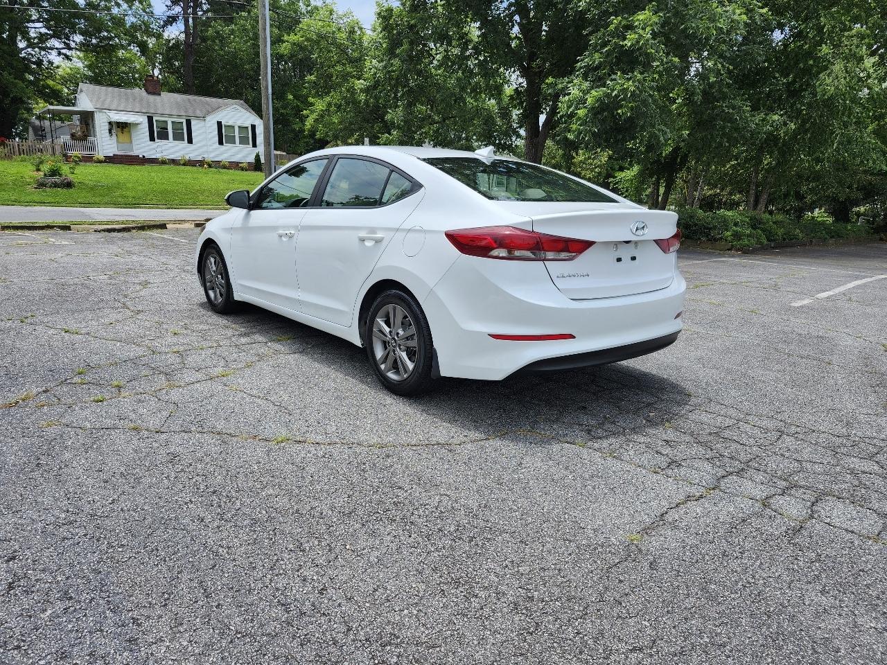 Hyundai Elantra Limited 2018