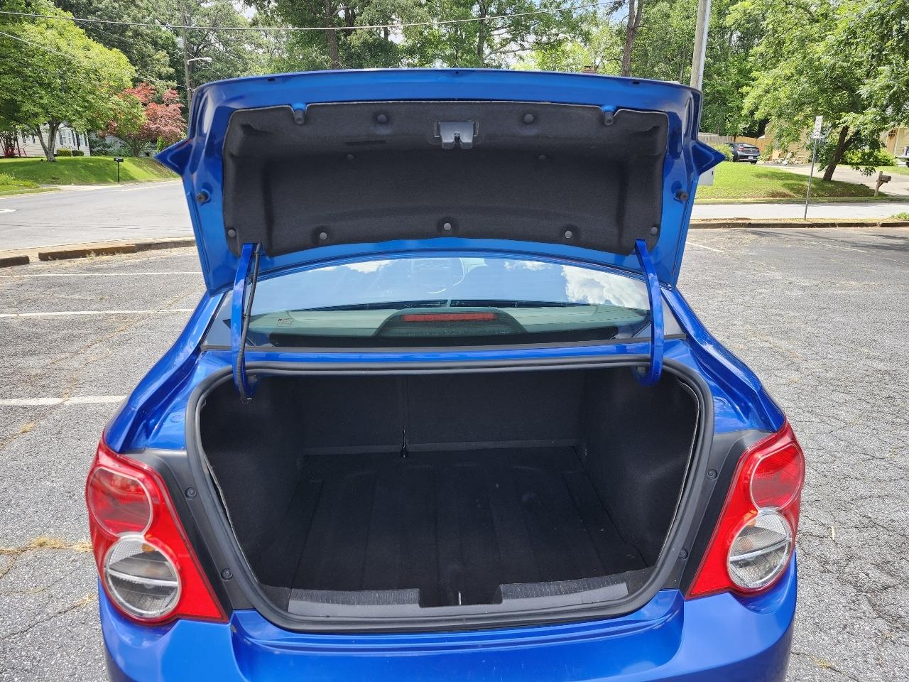 Chevrolet Sonic LT Auto Sedan 2016