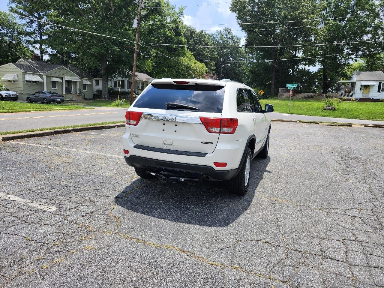 Jeep Grand Cherokee Laredo 4WD 2012