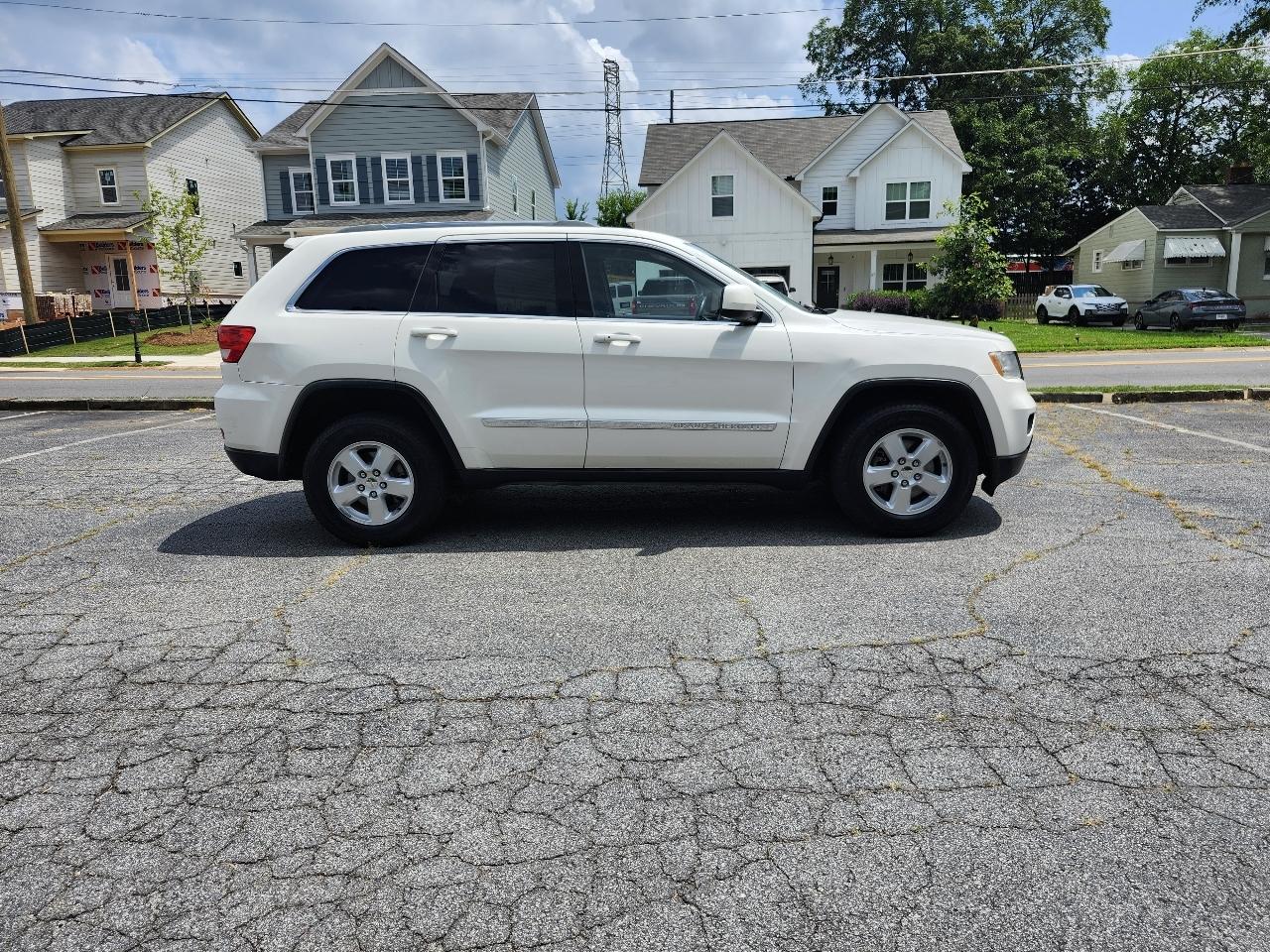 Jeep Grand Cherokee Laredo 4WD 2012