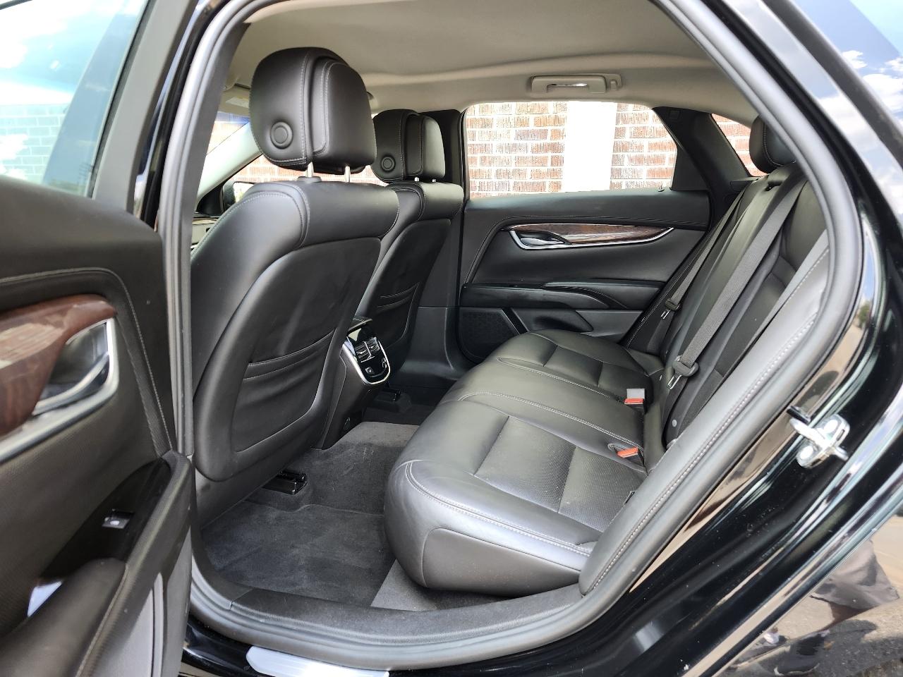 Cadillac XTS Luxury FWD 2014