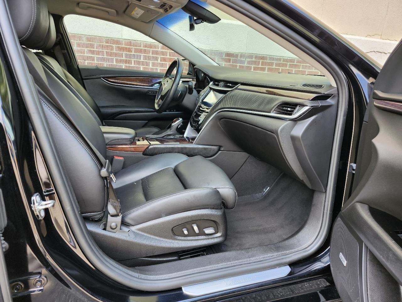 Cadillac XTS Luxury FWD 2014