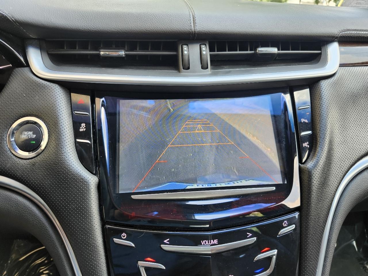 Cadillac XTS Luxury FWD 2014