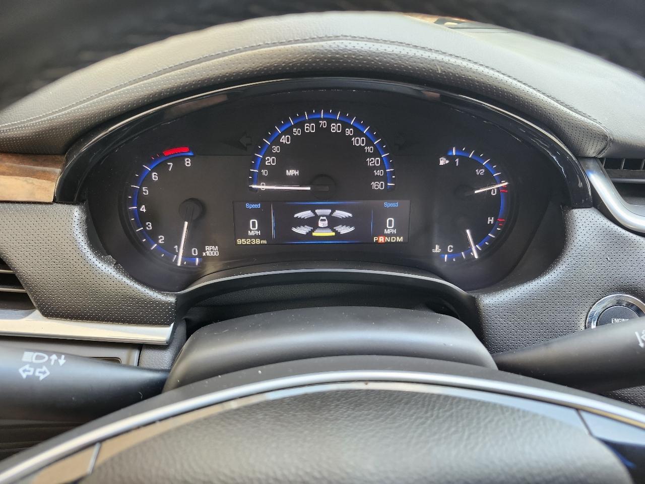 Cadillac XTS Luxury FWD 2014