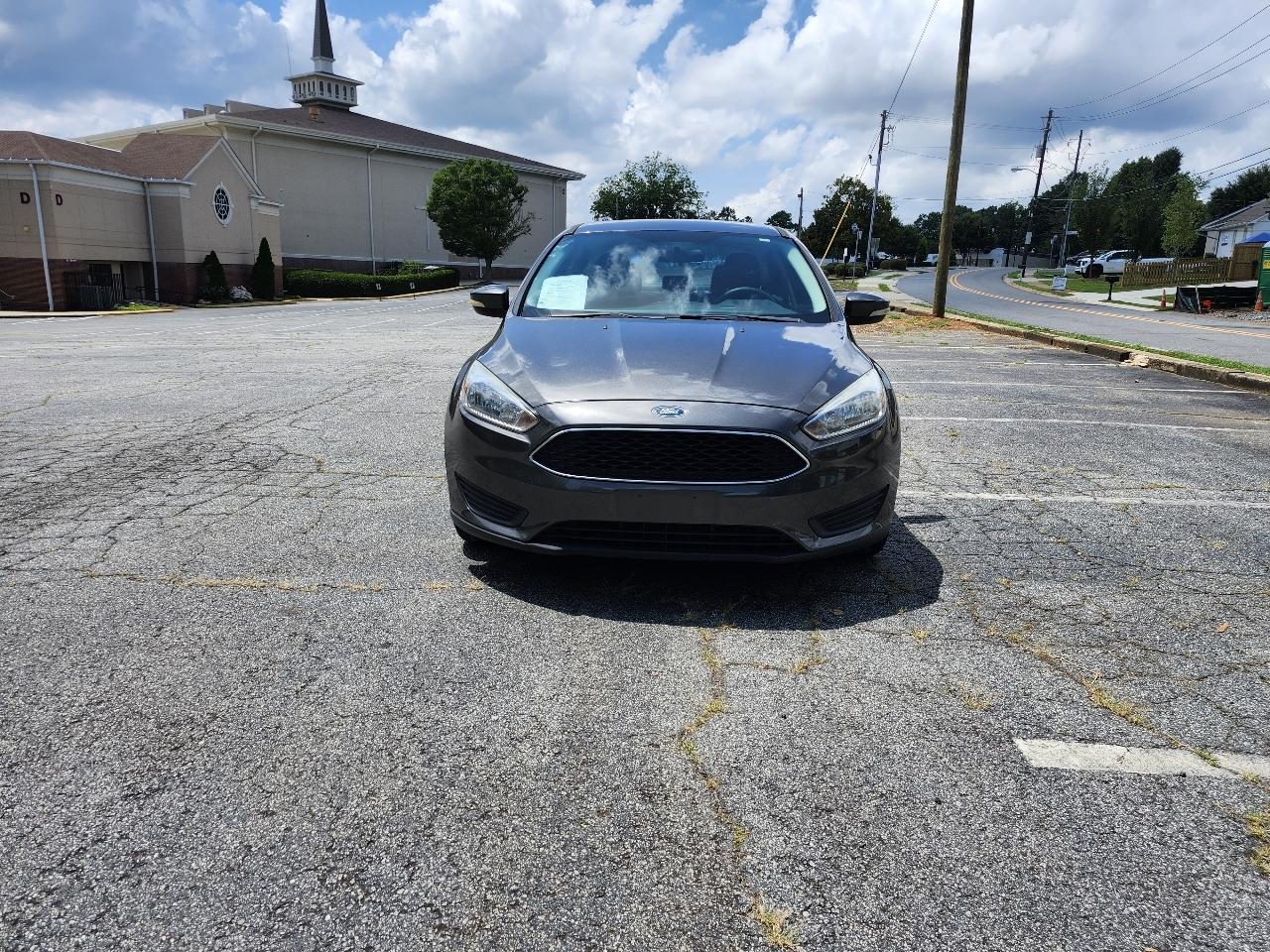Ford Focus SE Sedan 2016