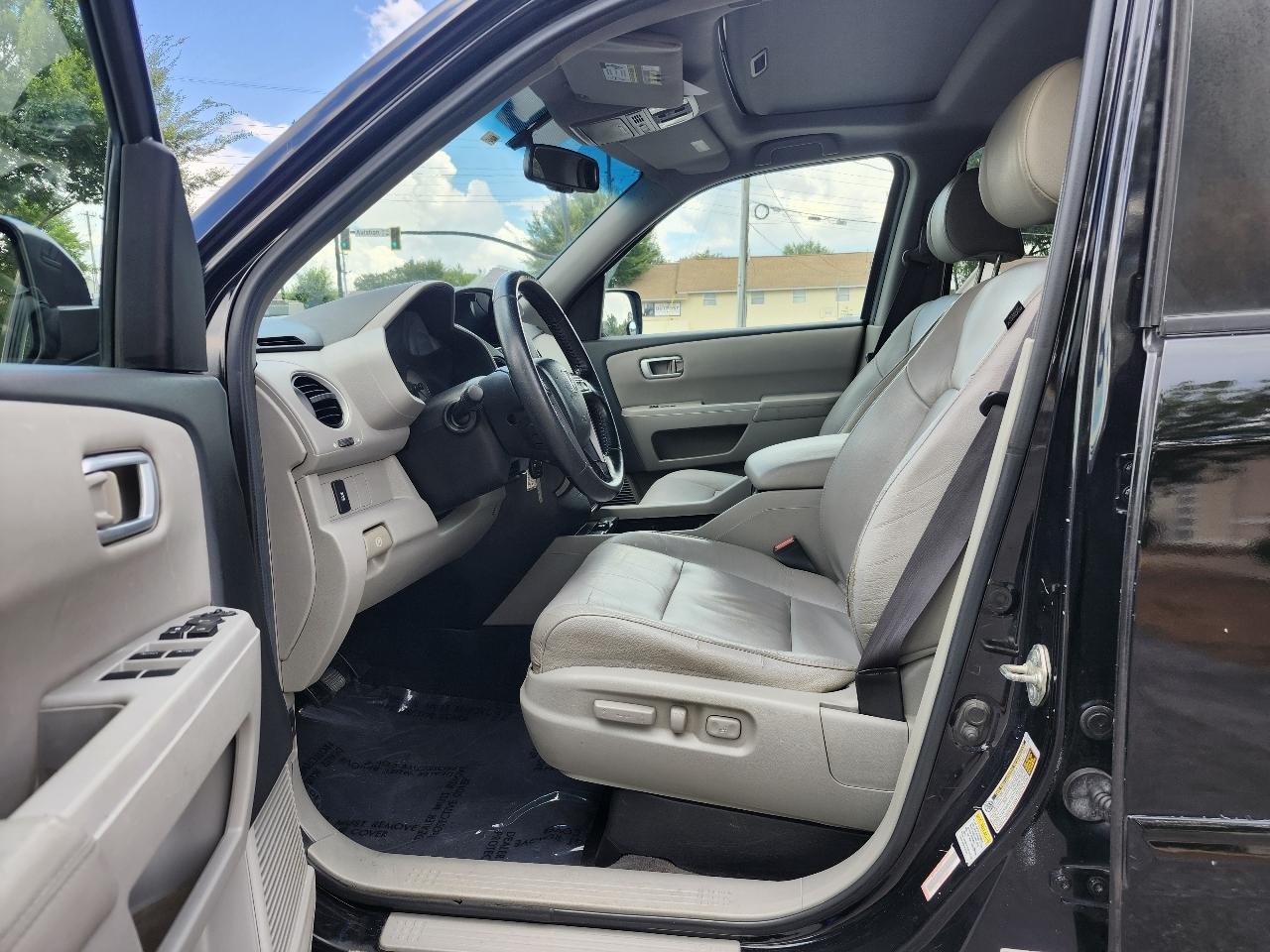 Honda Pilot EX-L 4WD 5-Spd AT 2012