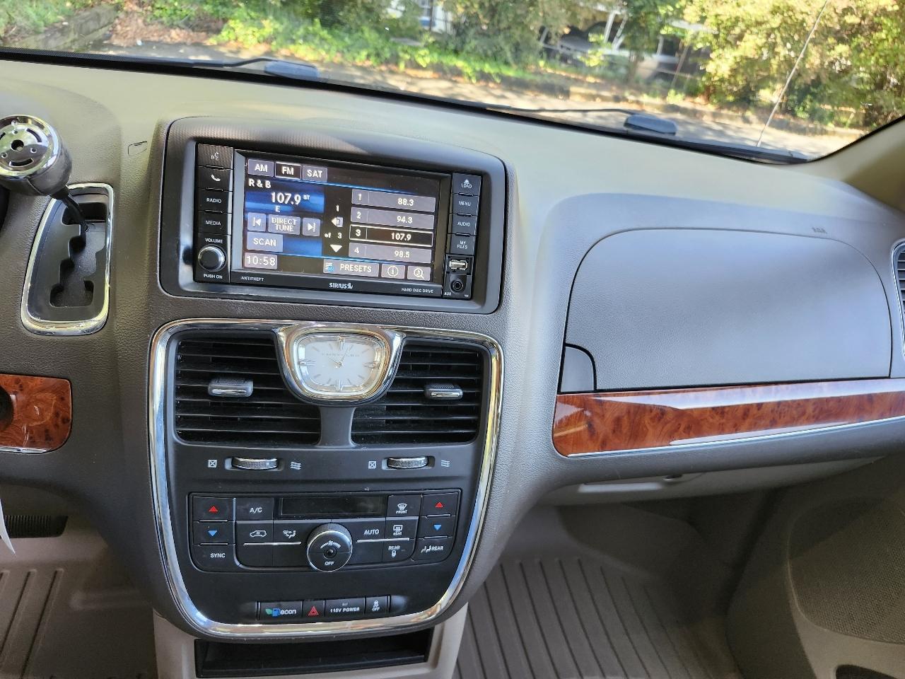 Chrysler Town & Country Touring 2015