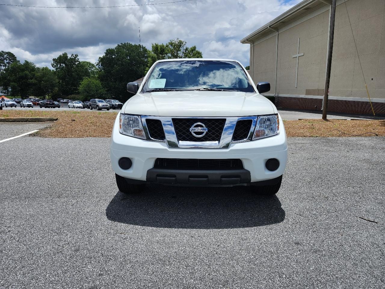 Nissan Frontier S Crew Cab 6MT 2WD 2019